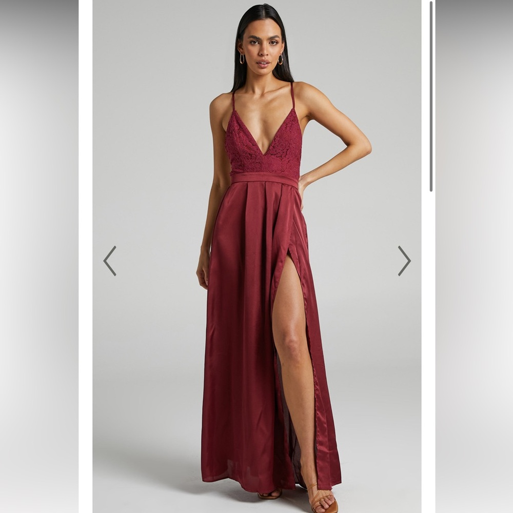 Showpo INSPIRED TRIBE PLUNGE NECKLINE THIGH SPLIT MAXI DRESS IN WINE